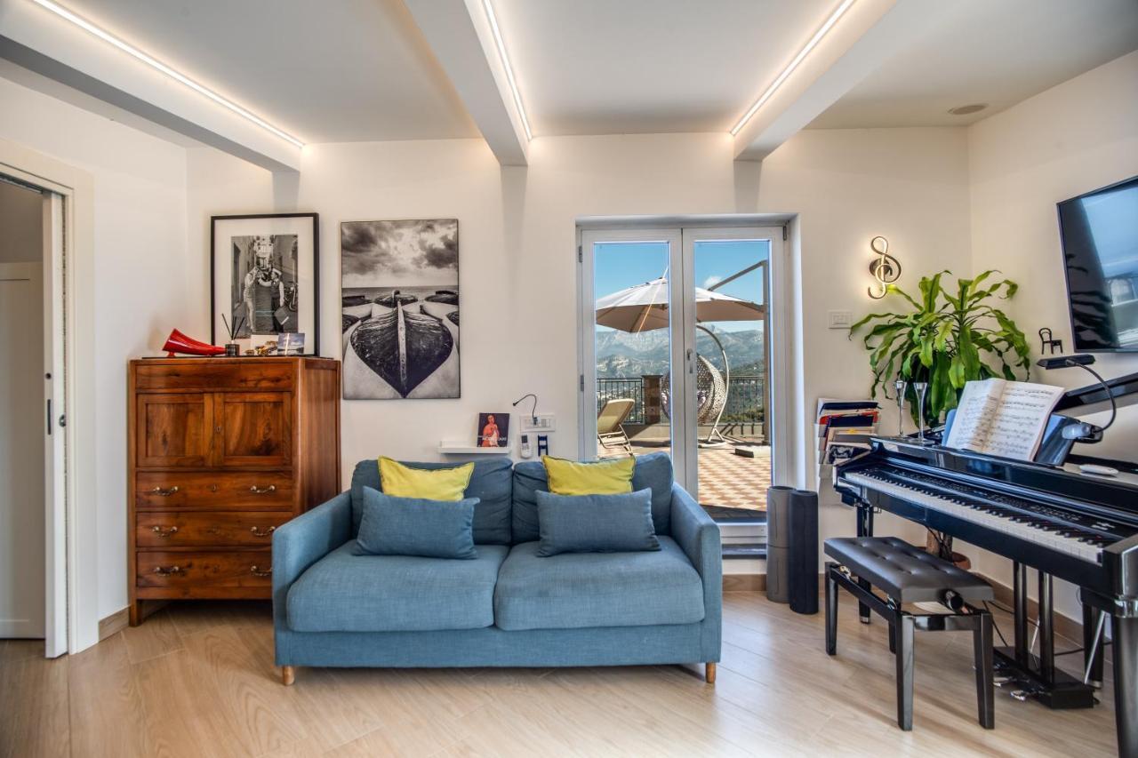 Villa Caruso Private Heated Pool & Sea View Sorrento Bagian luar foto
