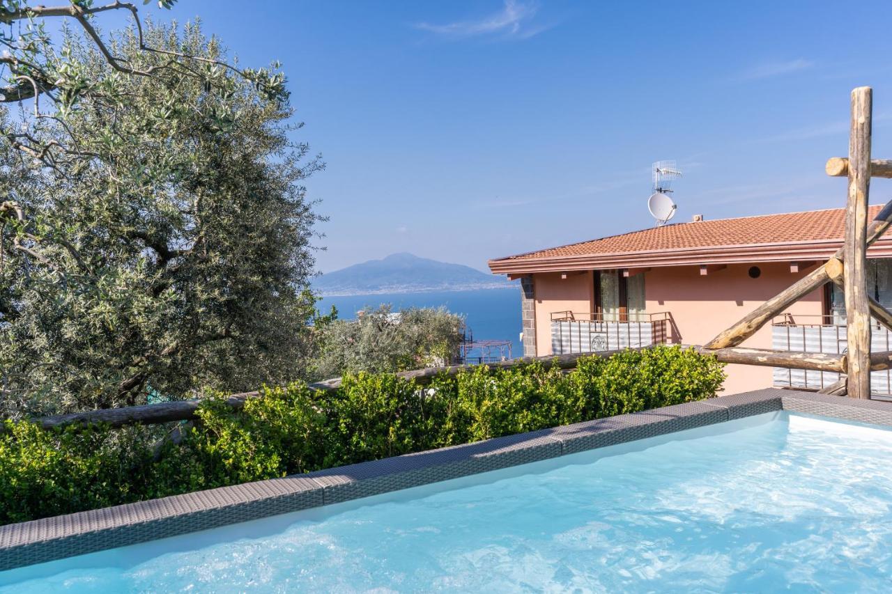 Villa Caruso Private Heated Pool & Sea View Sorrento Bagian luar foto