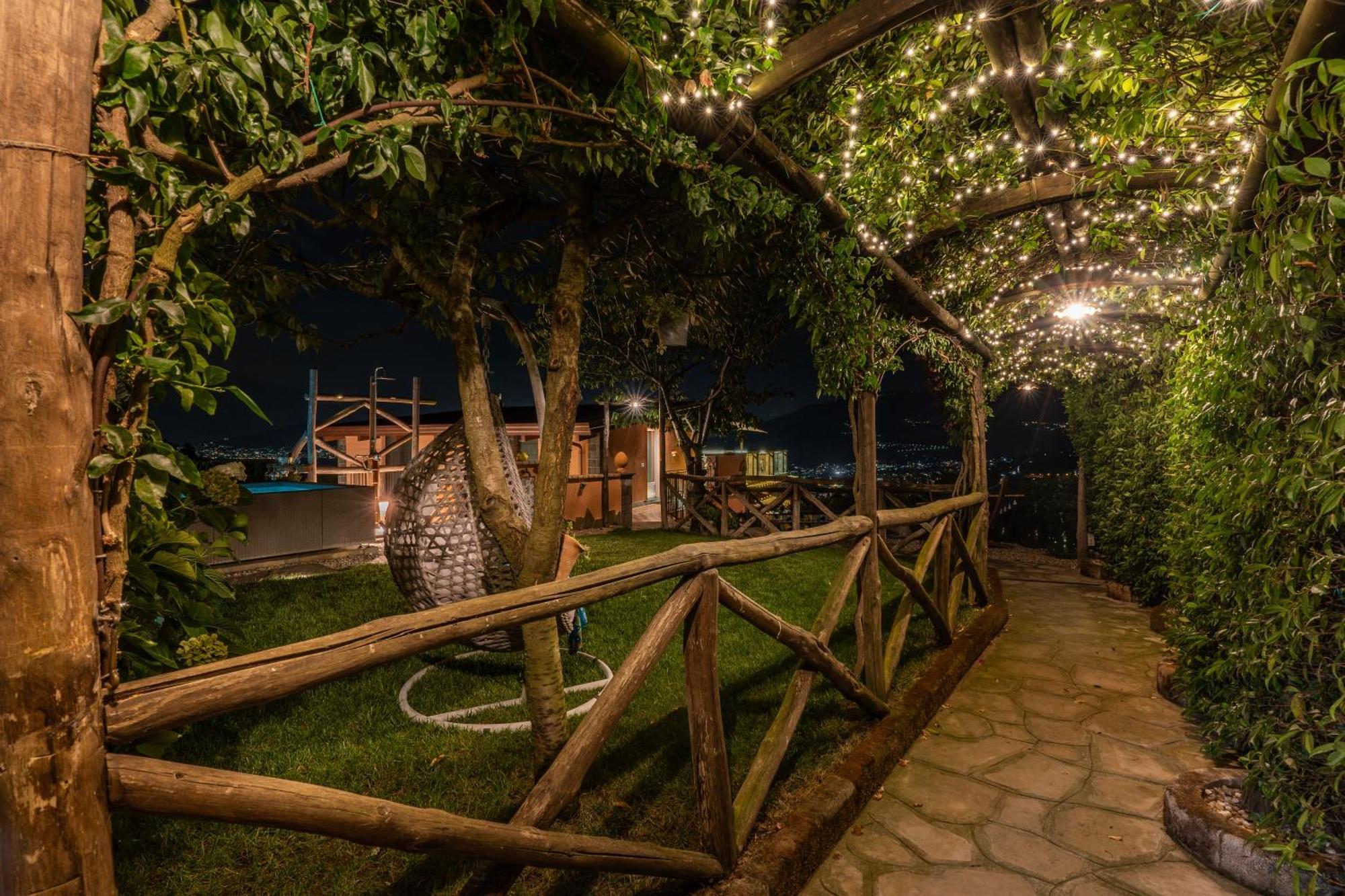 Villa Caruso Private Heated Pool & Sea View Sorrento Bagian luar foto